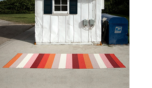 Molly, rugs in great looking colours by Lena Rickardsson / Pappelina.